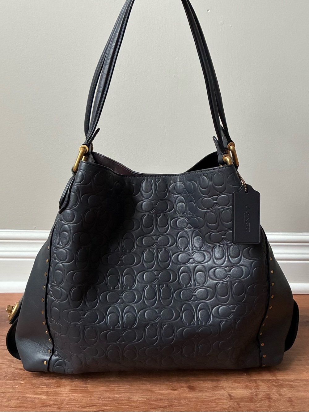 Coach Edie Shoulder Bag 31 In Signature Leather With Rivets - Picture 16 of 16